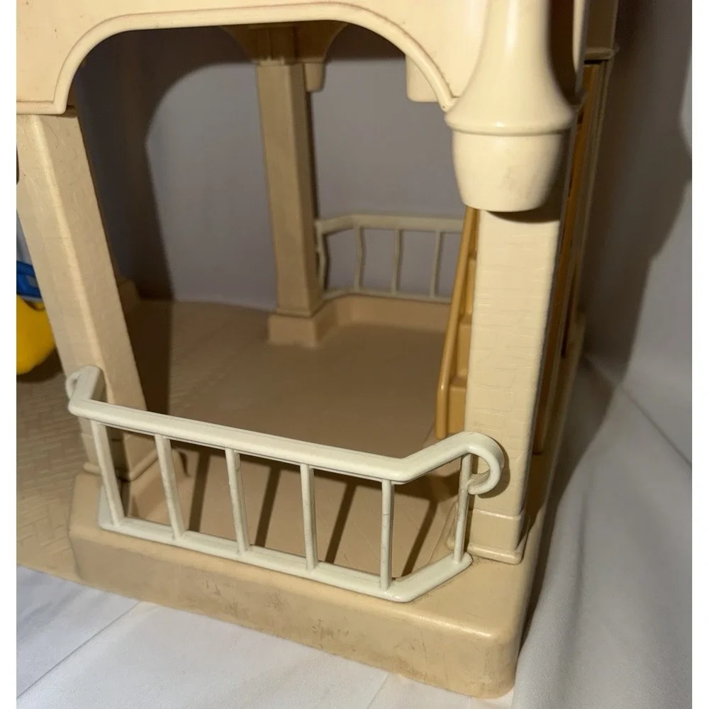 Vintage Little Tikes Dollhouse And Accessories Van People Kitchen Dog Lot